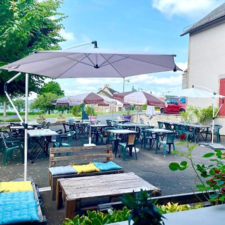 Auberge Le Beaulieu -Cantal 外观 照片