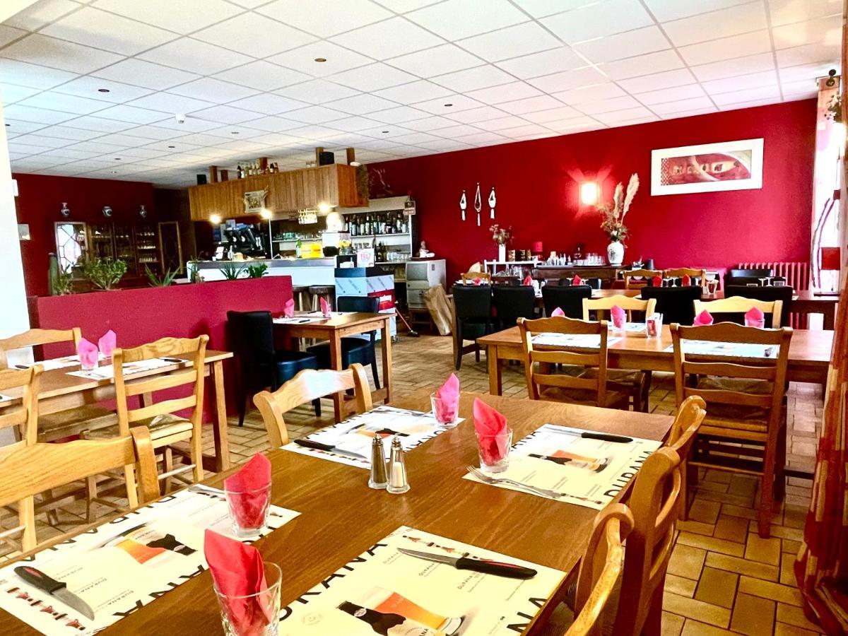 Auberge Le Beaulieu -Cantal 外观 照片